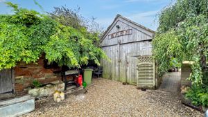 Photo 16- click for photo gallery